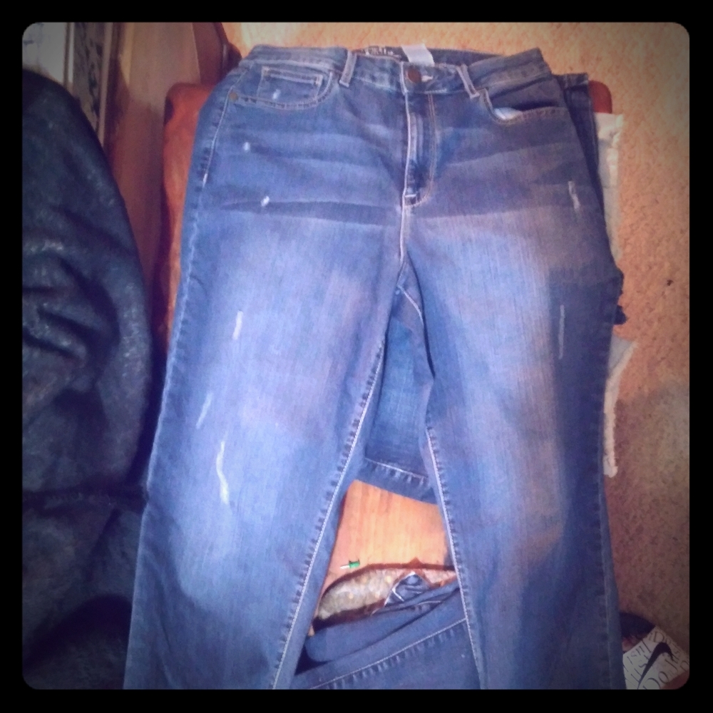 Capris